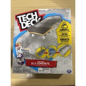 NIB Tech Deck DIY Concrete Fingerboard Skate Spot w/ Exclusive Panda Board- L264